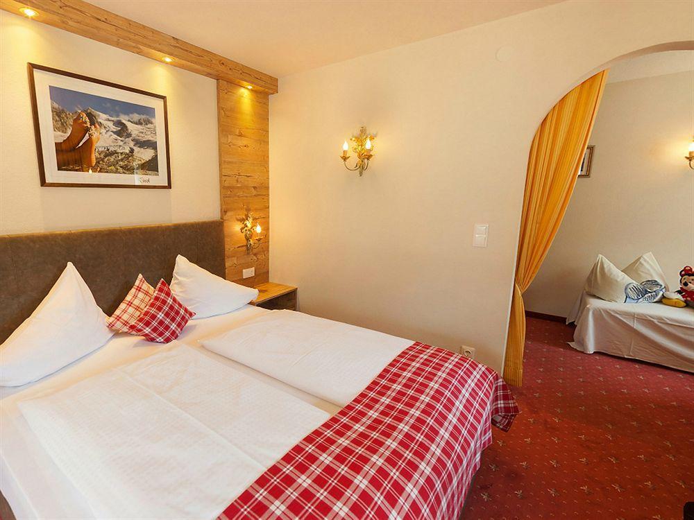 Aparthotel Family Stubai 4*